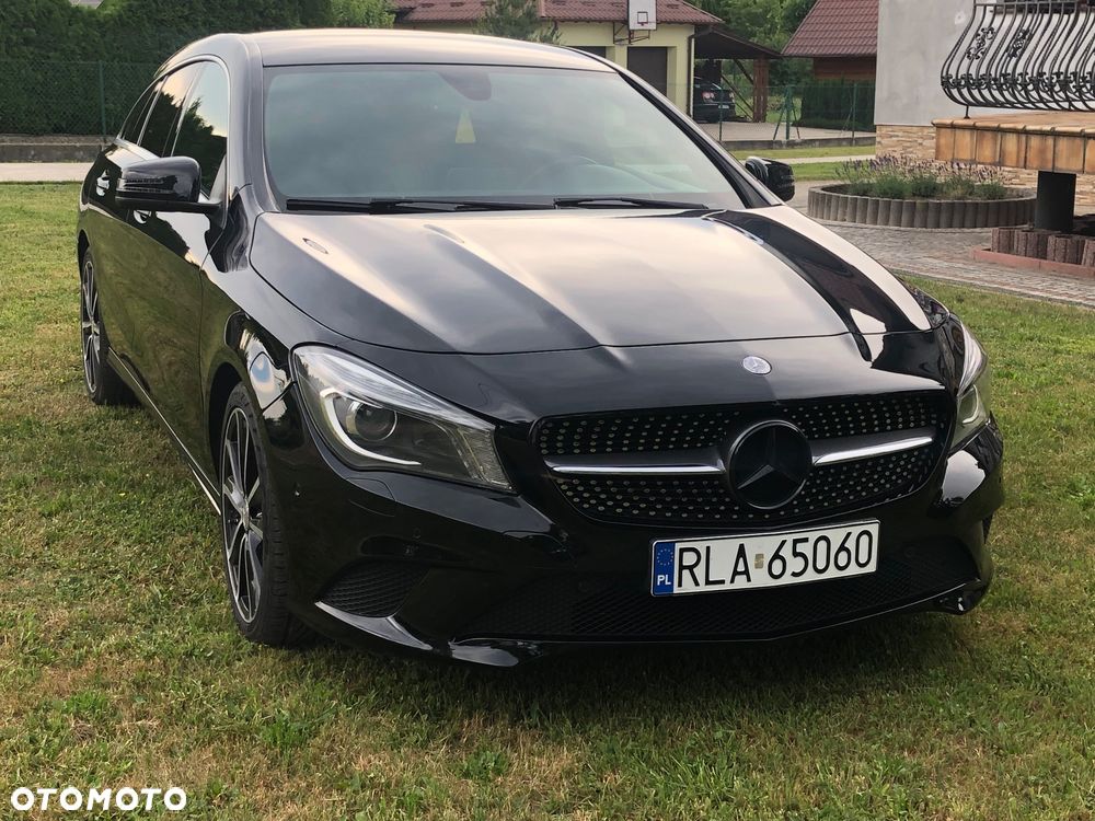 Mercedes-Benz CLA 180 7G-DCT Urban - 5