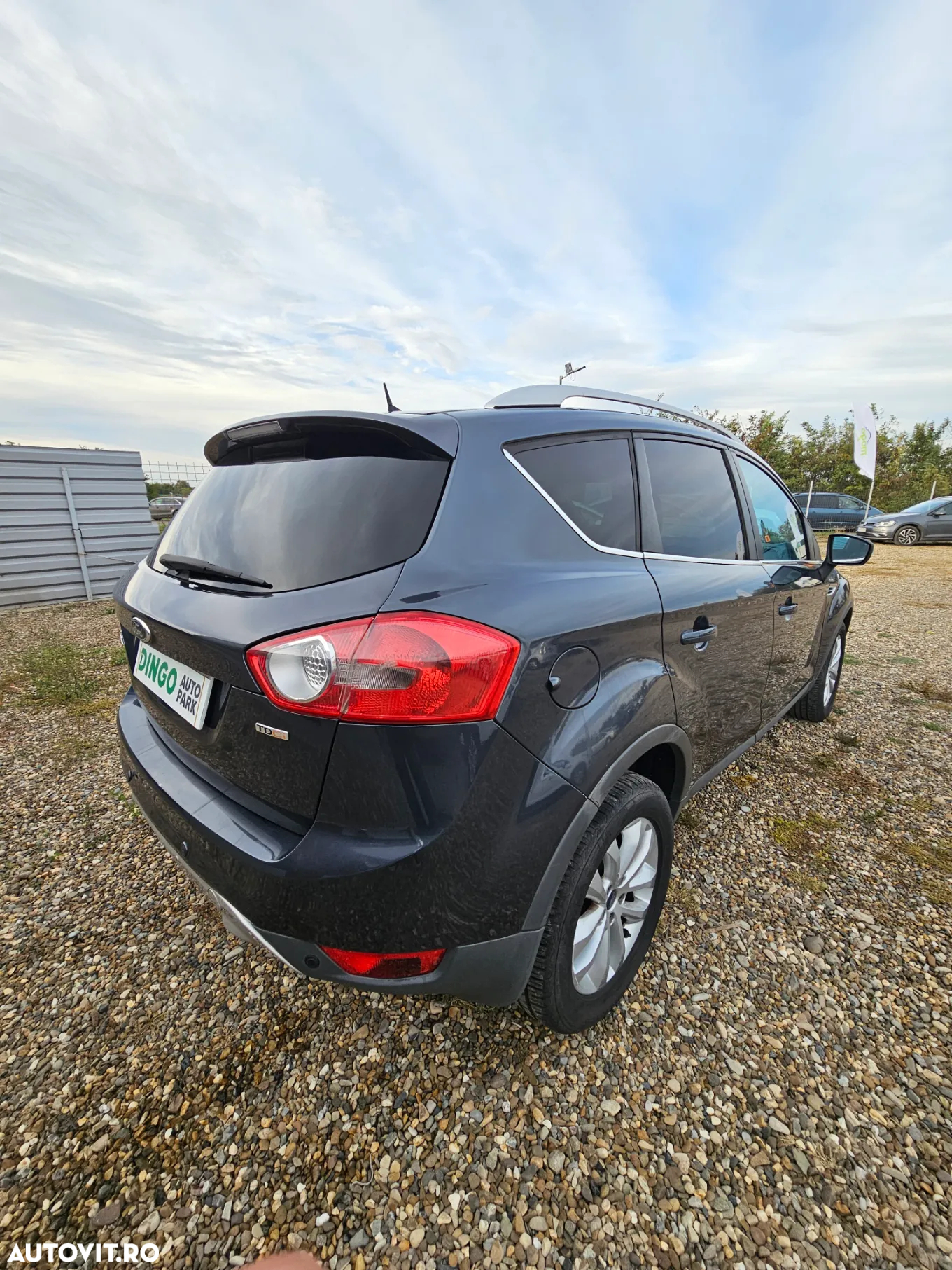 Ford Kuga 2.0 TDCi 4x4 Aut. Titanium - 5