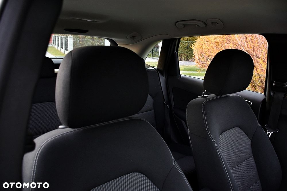 Mercedes-Benz Klasa B 180 Style - 27