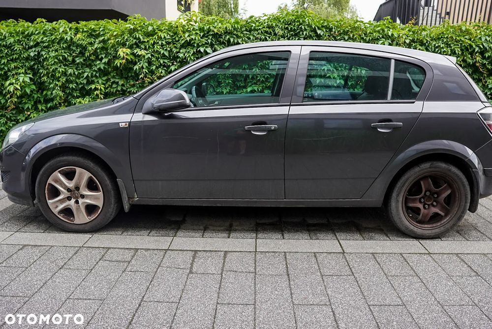 Opel Astra - 2