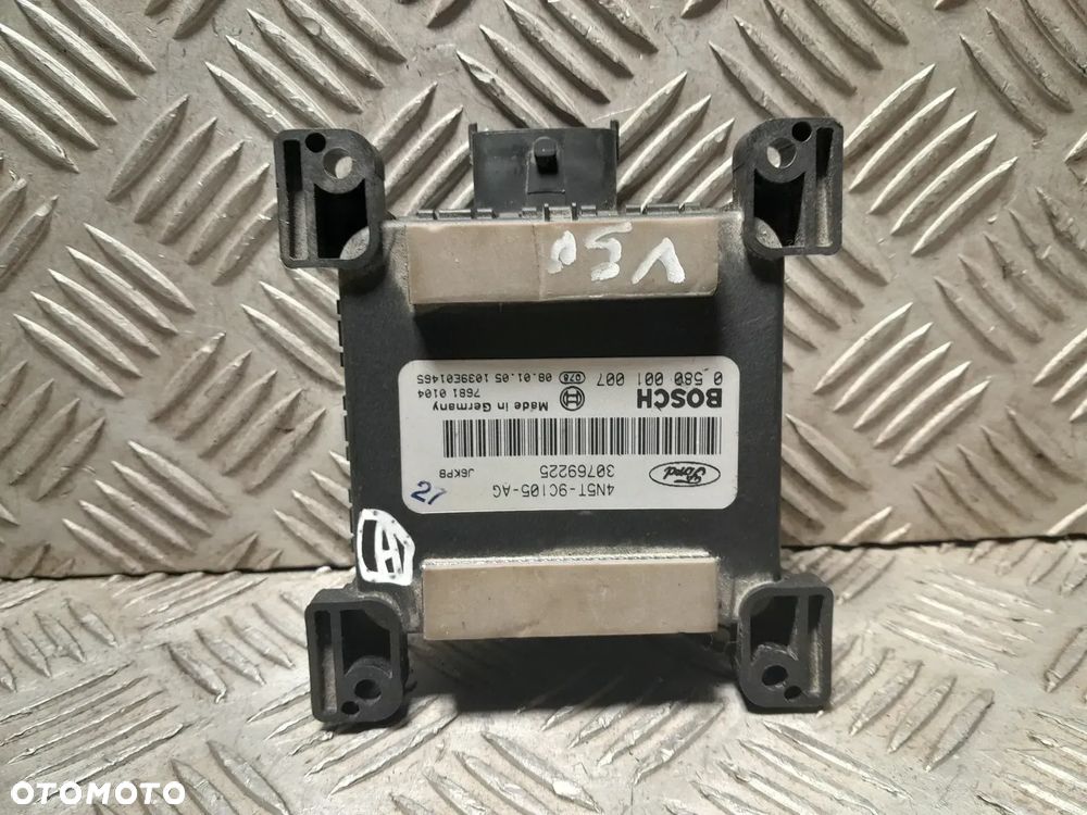 VOLVO MODUŁ STEROWNIK POMPA PALIWA 2.5 T 4N5T9C105AG - 1
