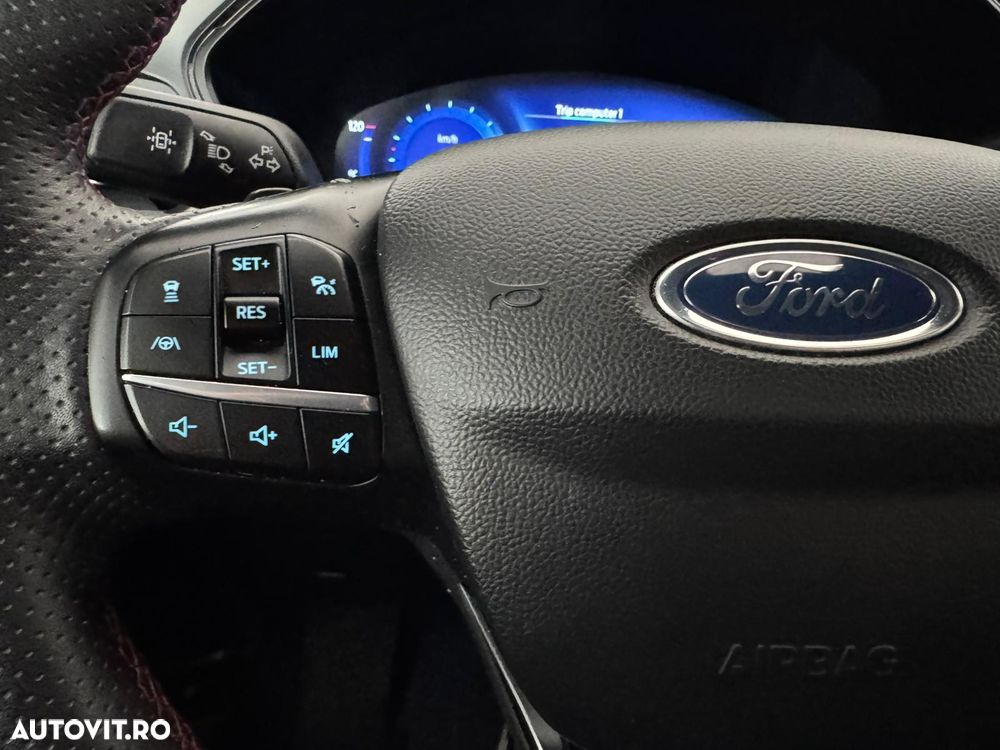 Ford Kuga 2.0 EcoBlue A8 AWD ST Line - 24