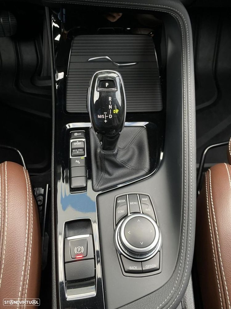BMW X1 16 d sDrive Auto xLine - 37