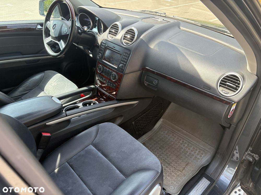 Mercedes-Benz ML 300 CDI 4Matic 7G-TRONIC DPF BlueEFFICIENCY - 15