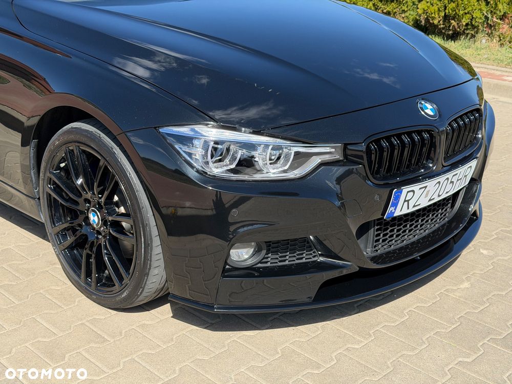 BMW Seria 3 330i xDrive Edition M Sport Shadow - 21