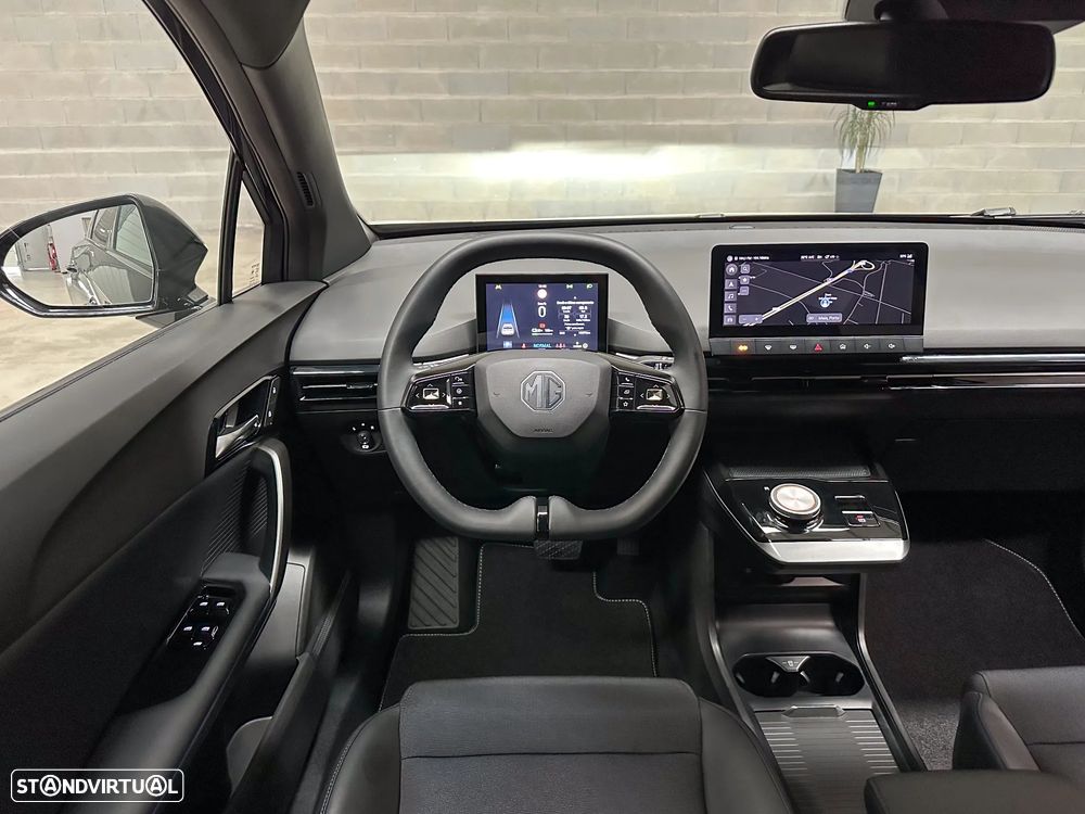 MG MG4 77 kWh Extended Range Luxury - 38
