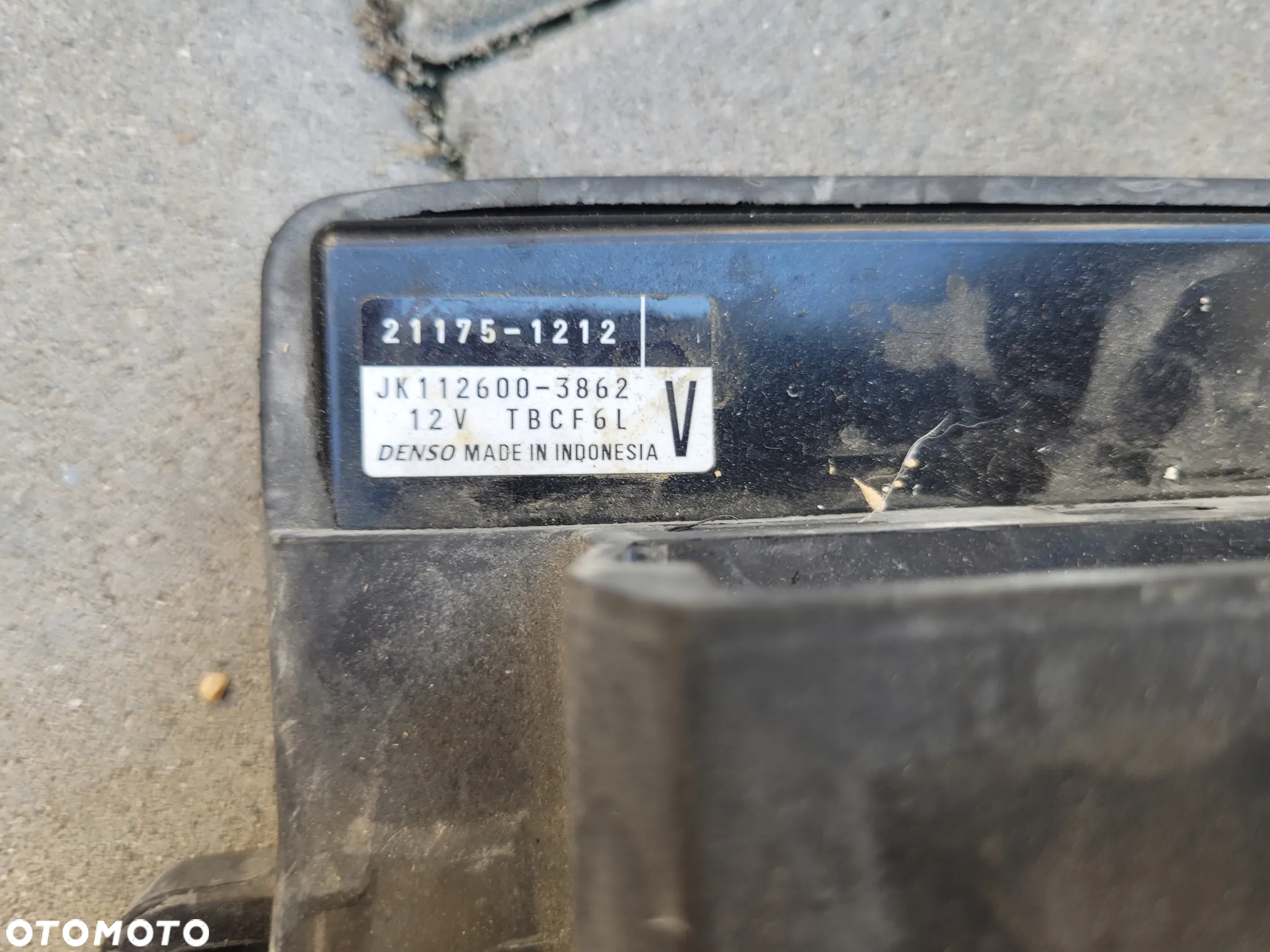Stacyjka, moduł, korek wlewu paliwa Kawasaki Z900 2018 - 11