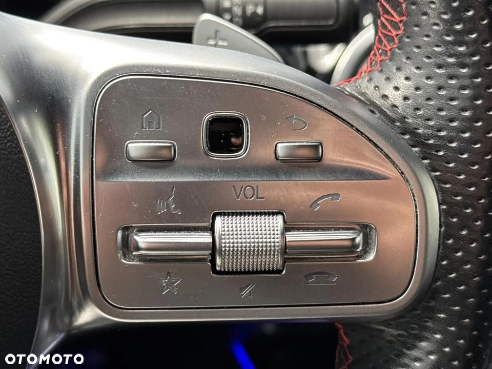 Mercedes-Benz GLA 200 AMG Line - 16