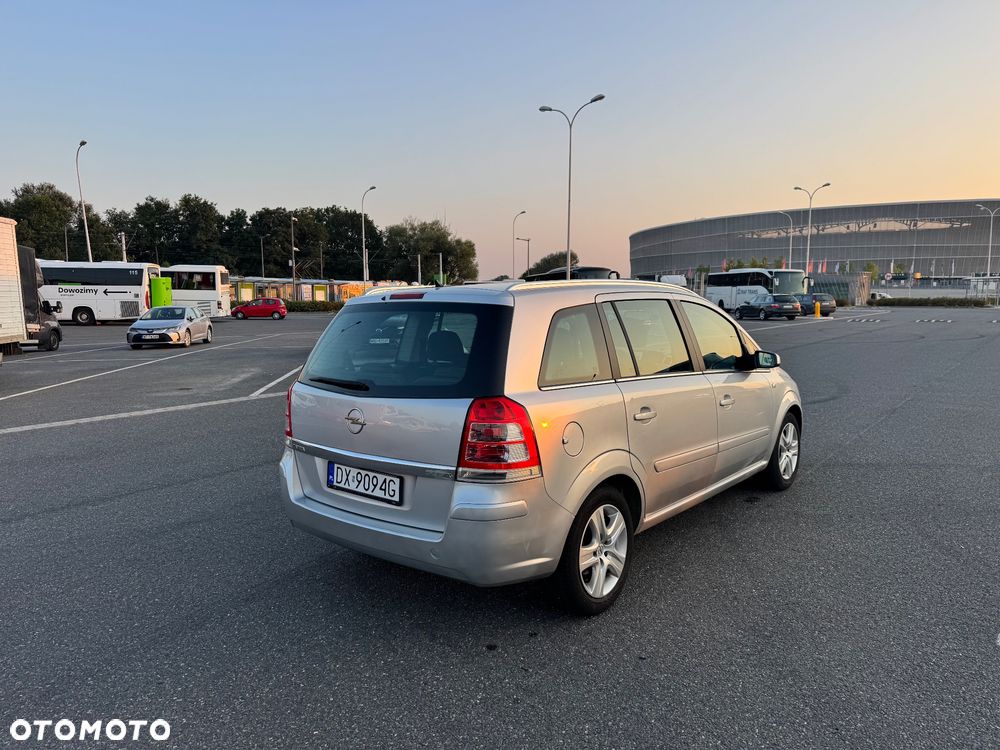 Opel Zafira - 6