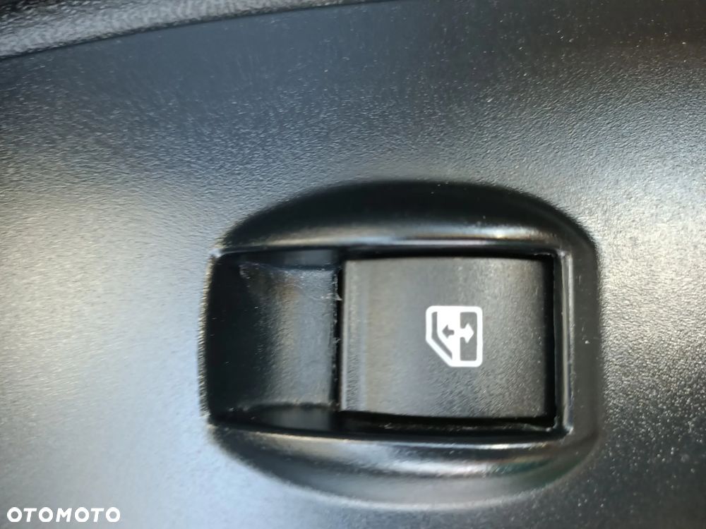 Fiat Doblo Chłodnia 95 KM 2 zasilania chłodni Niski Przebieg - 21
