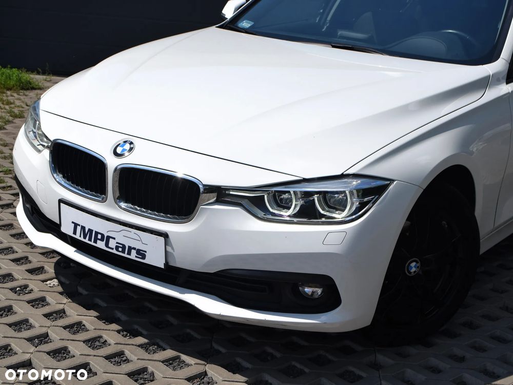BMW Seria 3 318i - 14
