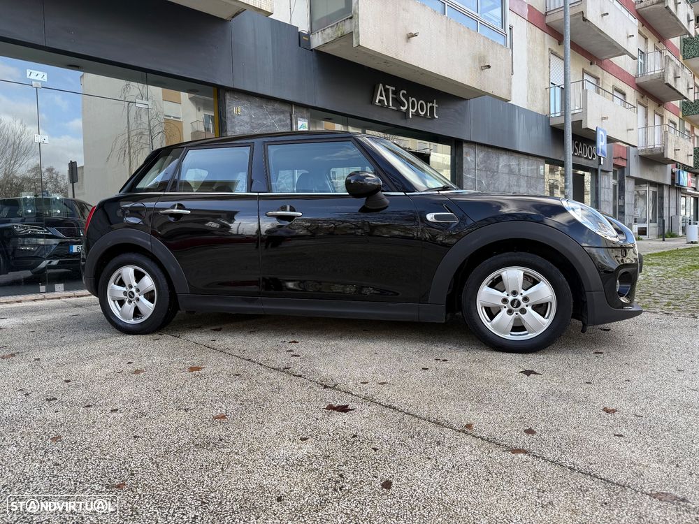 MINI 5 Portas One D - 41