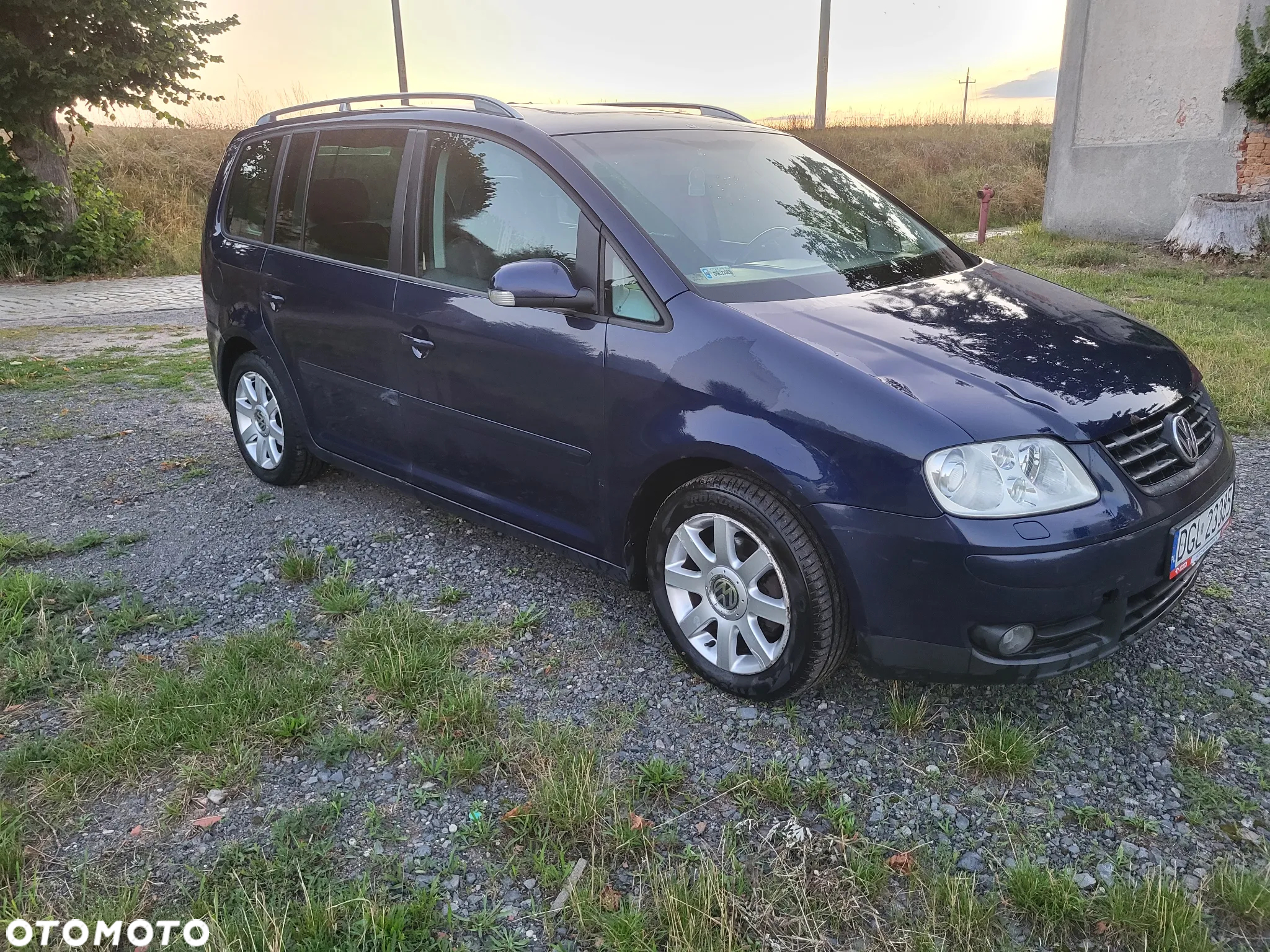 Volkswagen Touran 1.9 TDI DSG Highline - 11
