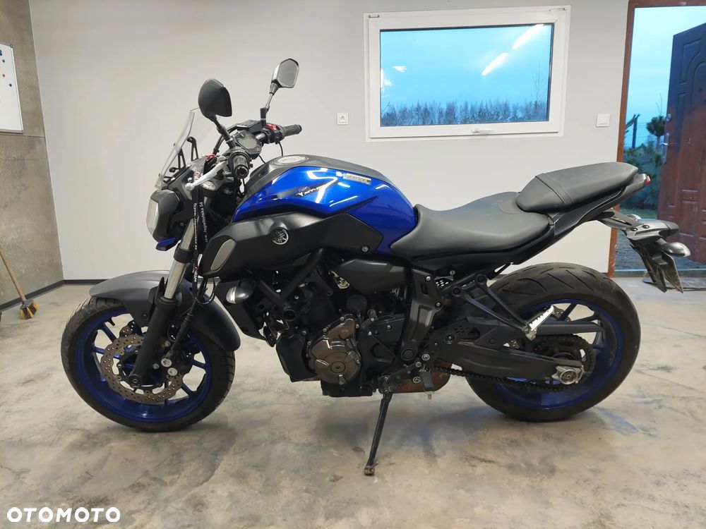 Yamaha MT - 6