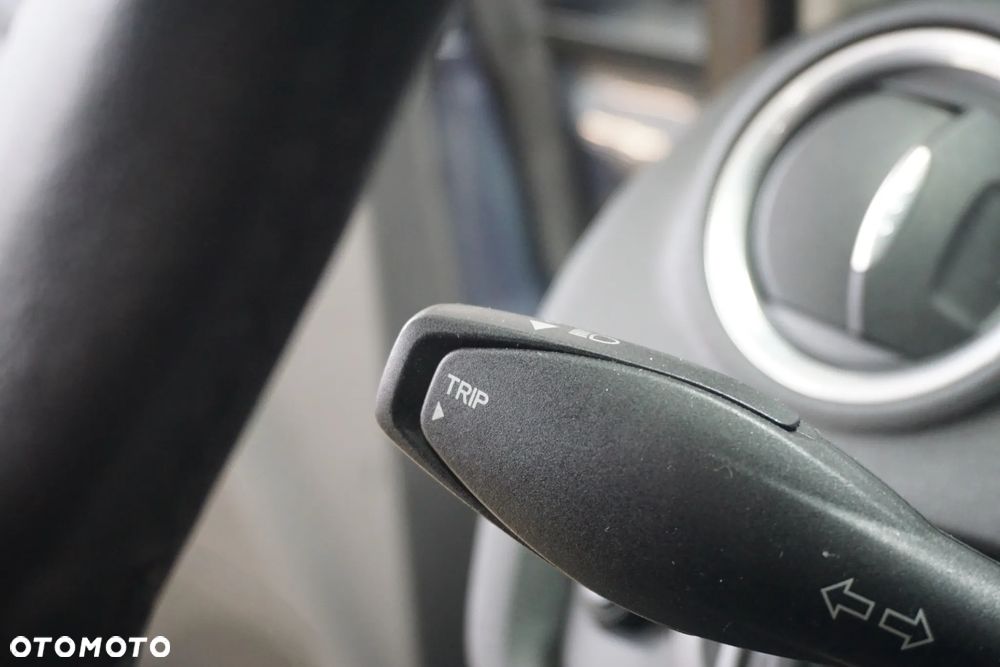 Ford Fiesta 1.4 Trend EU5 - 31