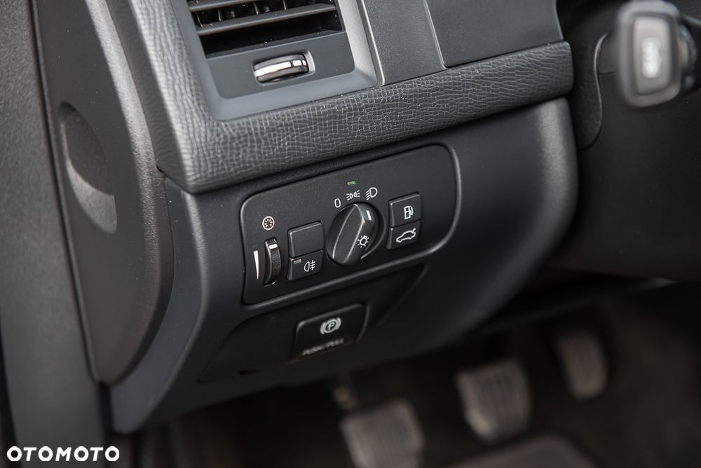Volvo XC 60 D4 Summum - 17