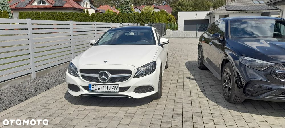 Mercedes-Benz Klasa C 300 9G-TRONIC - 3