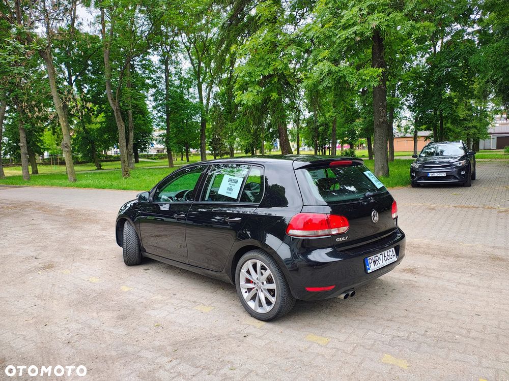 Volkswagen Golf 2.0 TDI DPF Comfortline 119 g - 6