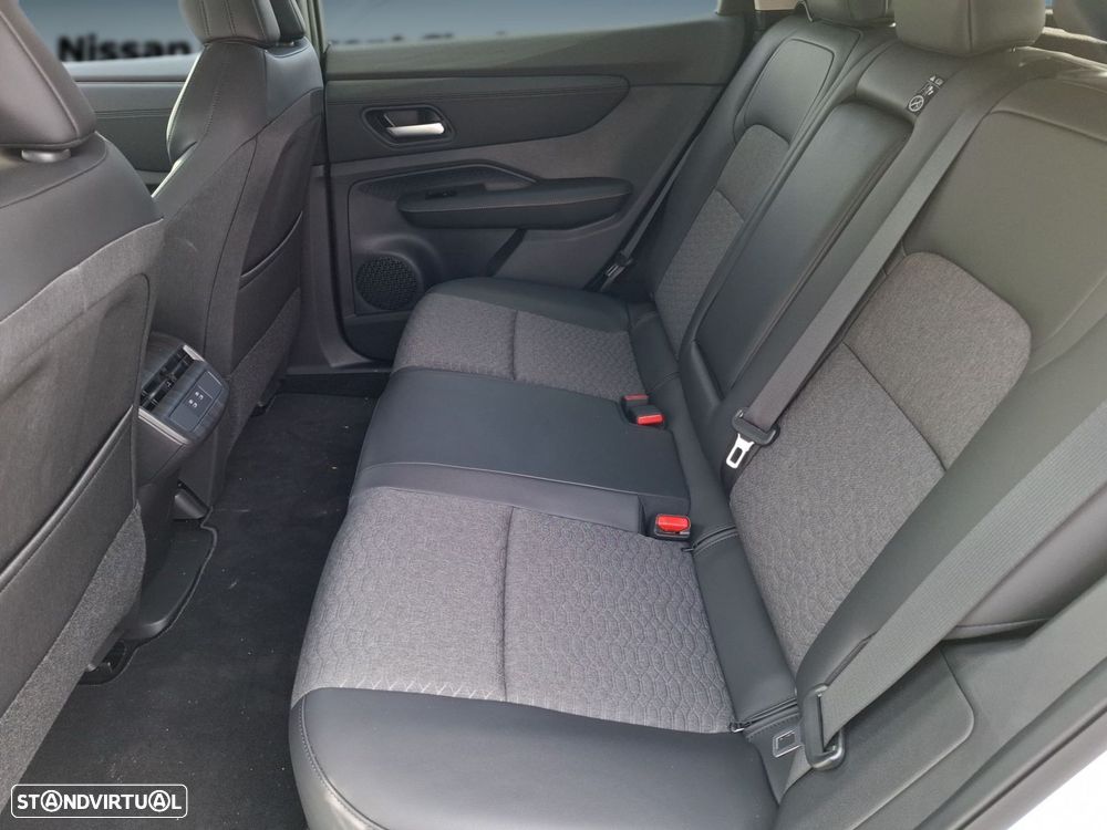 Nissan Ariya 63 kWh Advance Carr. 22kW + Teto Panorâmico - 14