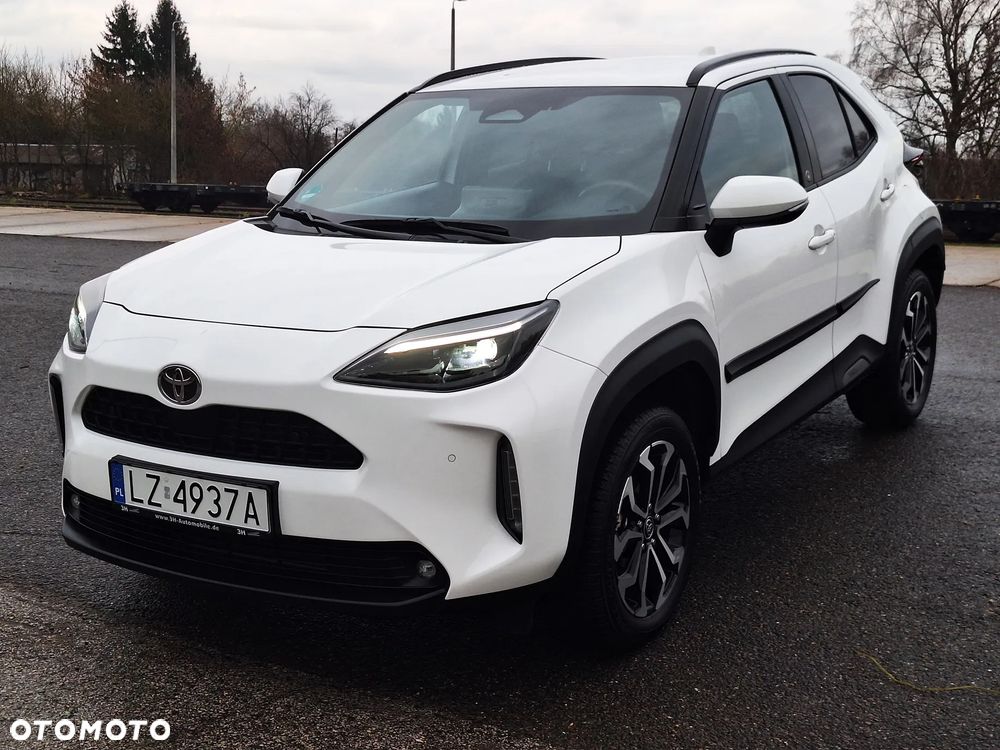 Toyota Yaris Cross 130 1.5 VVT-i Team Deutschland - 11