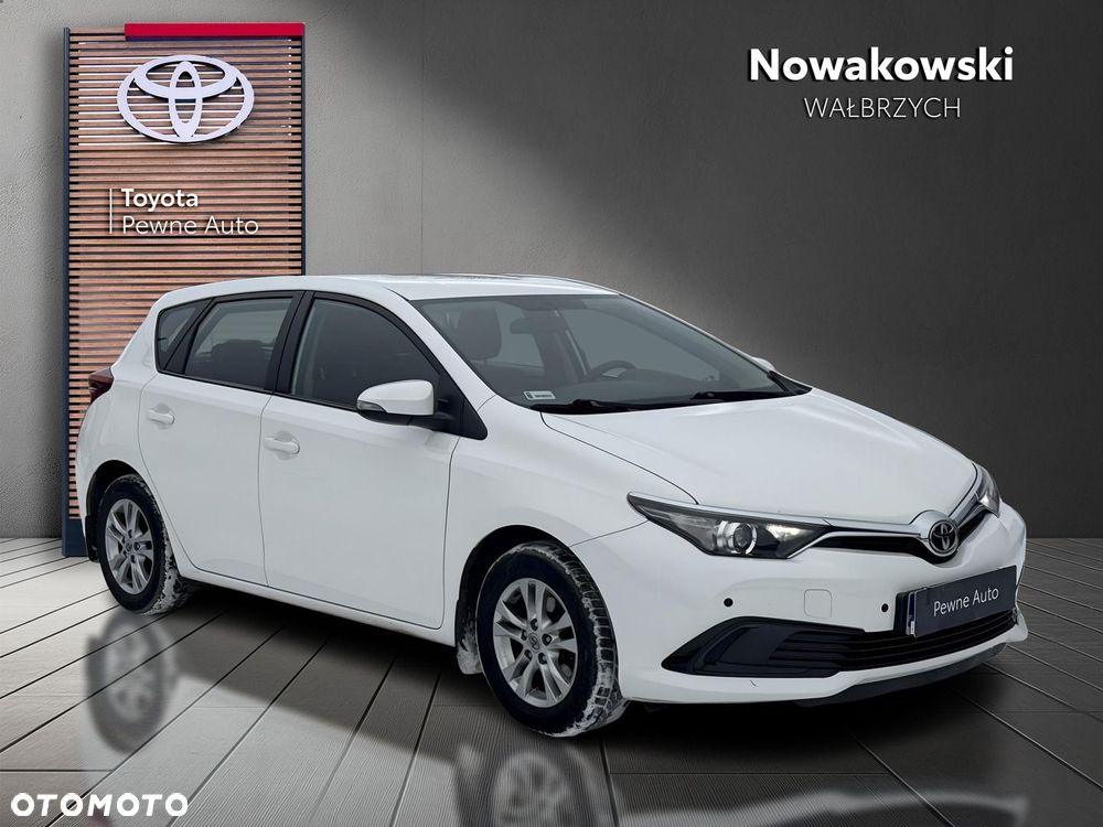 Toyota Auris 1.33 VVT-i Active - 4