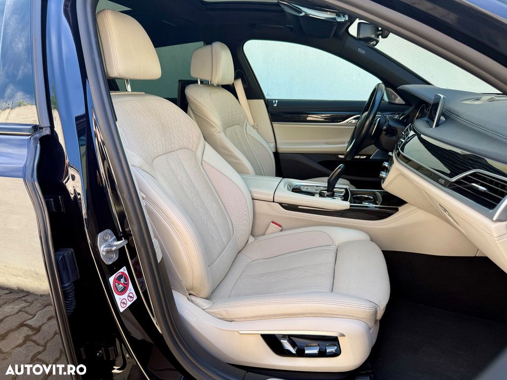 BMW 7 Series 2017 — imagine 37