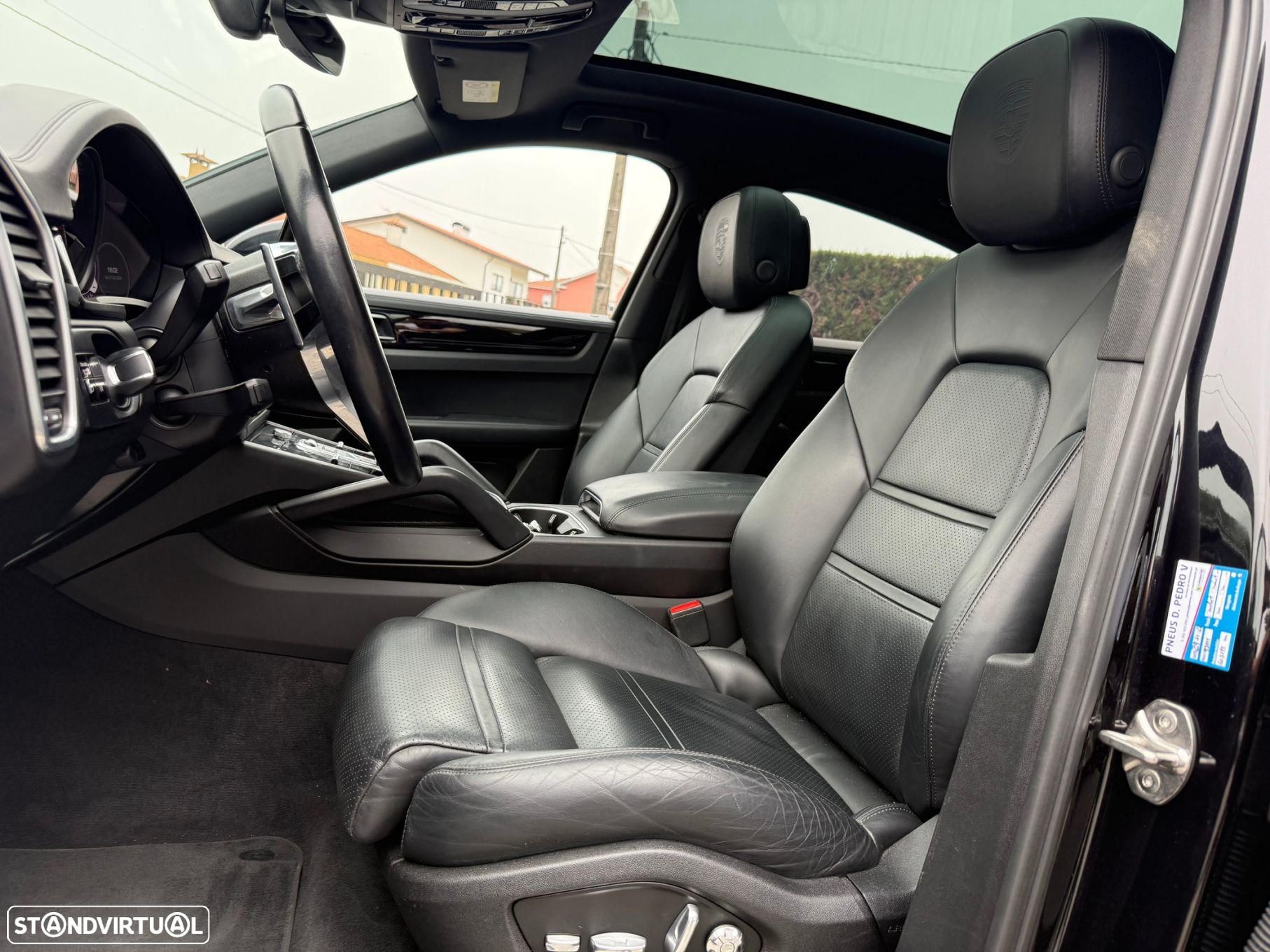 Porsche Cayenne Coupé E-Hybrid - 14