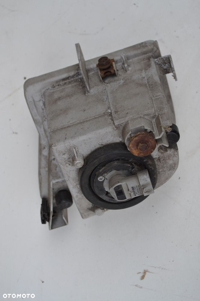 Lampa przód halogen lexus is II 220/250/350 - 4