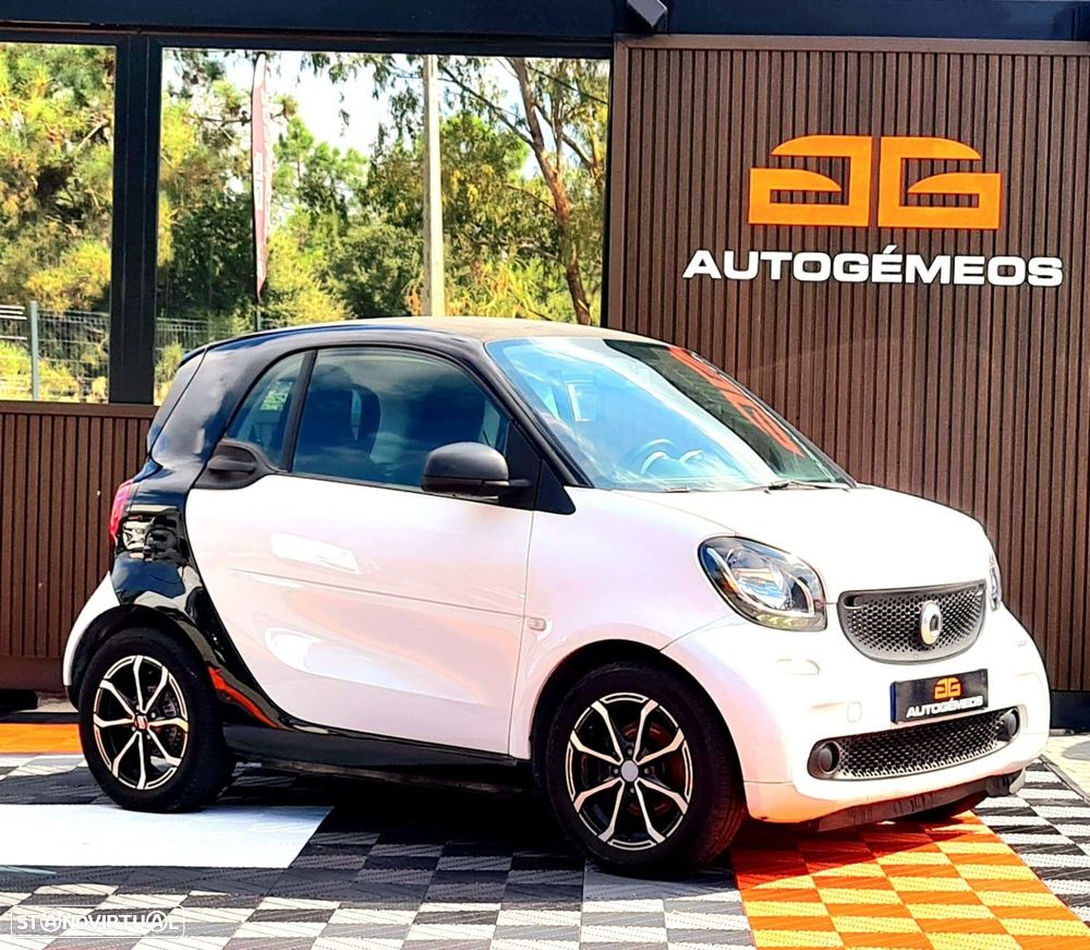 Smart ForTwo Coupé 1.0 Passion 71 - 1