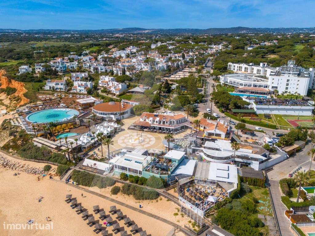 Vale do Lobo: Um Investimento Imobiliário de Caráter Excecional - Grande imagem: 3/49