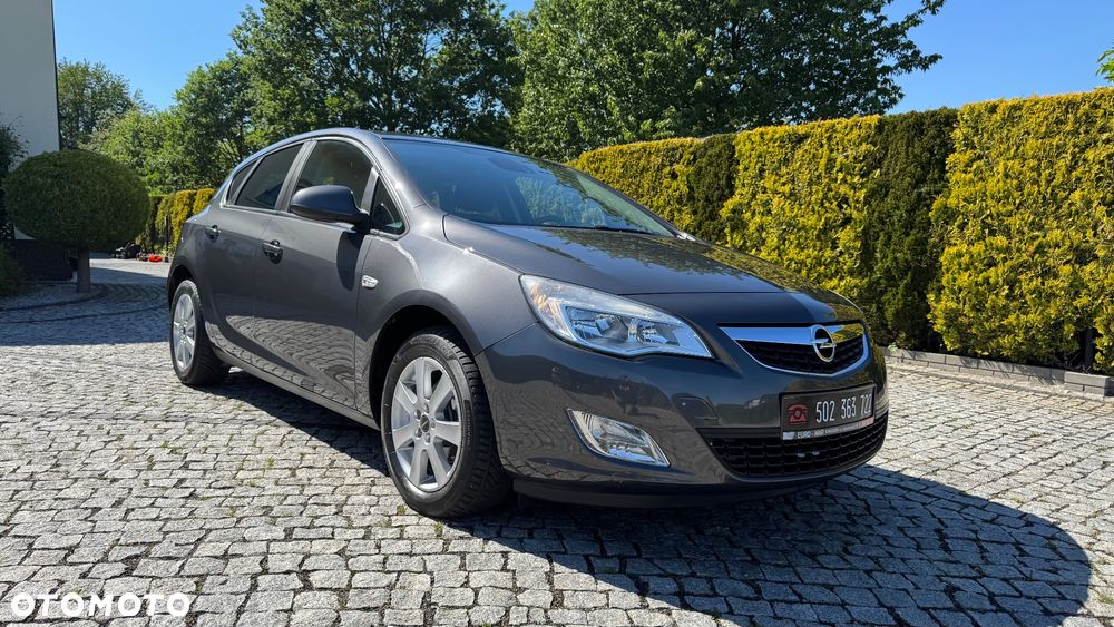 Opel Astra - 16