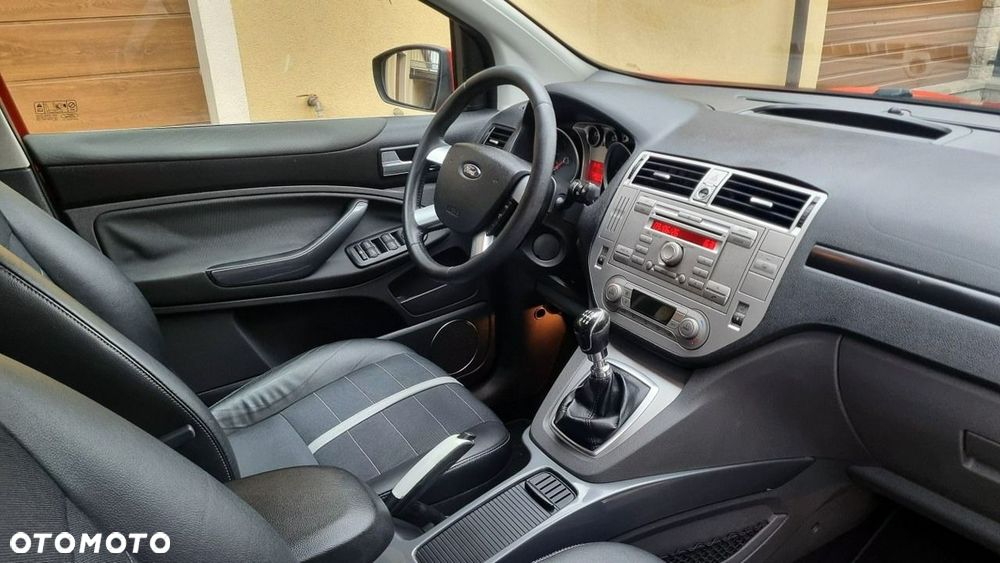 Ford Kuga - 13