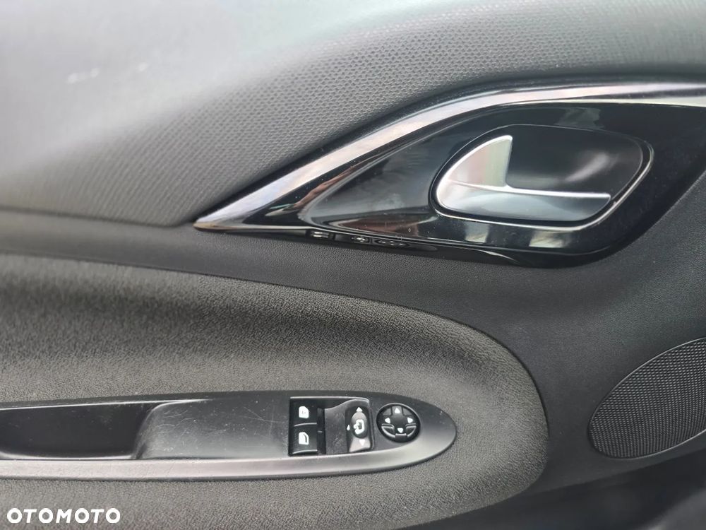 Citroën DS3 PureTech 110 Start & Stop So Paris - 24