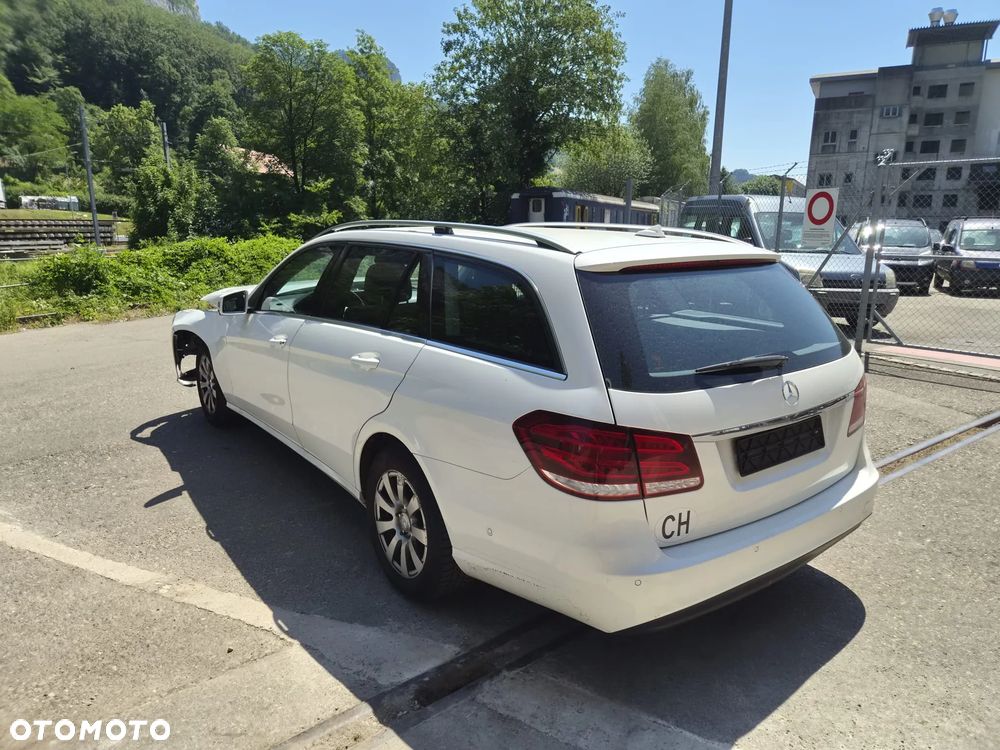 Mercedes-Benz Klasa E 220 CDI 7G-TRONIC Avantgarde - 2