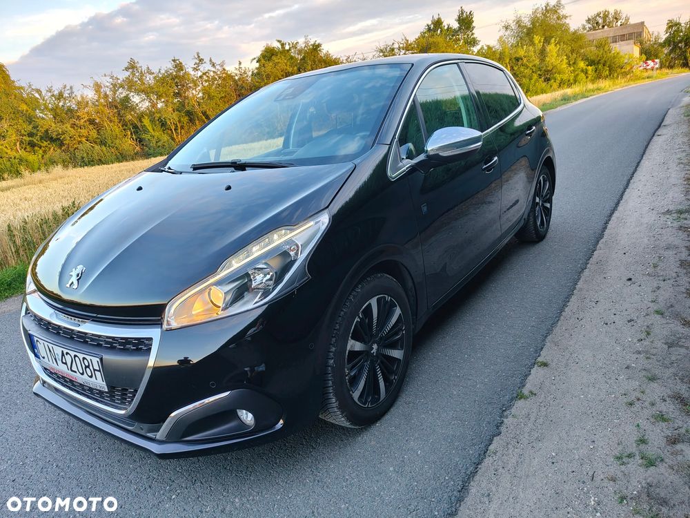 Peugeot 208 - 2