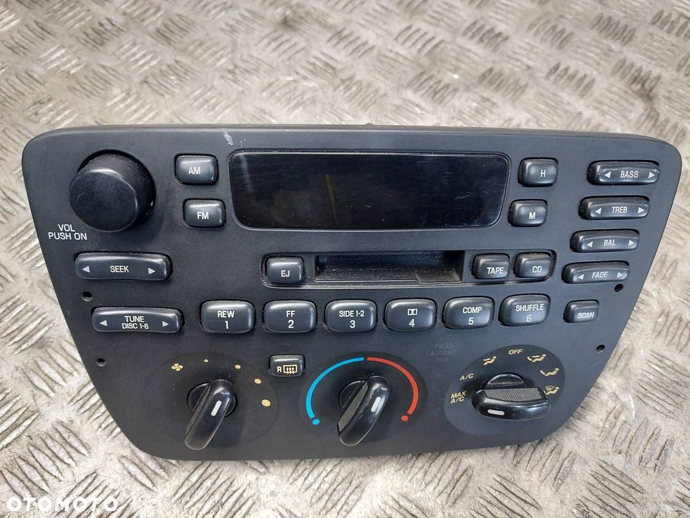 RADIO ODTWARZACZ + PANEL NAWIEWU FORD TAURUS IV - 2