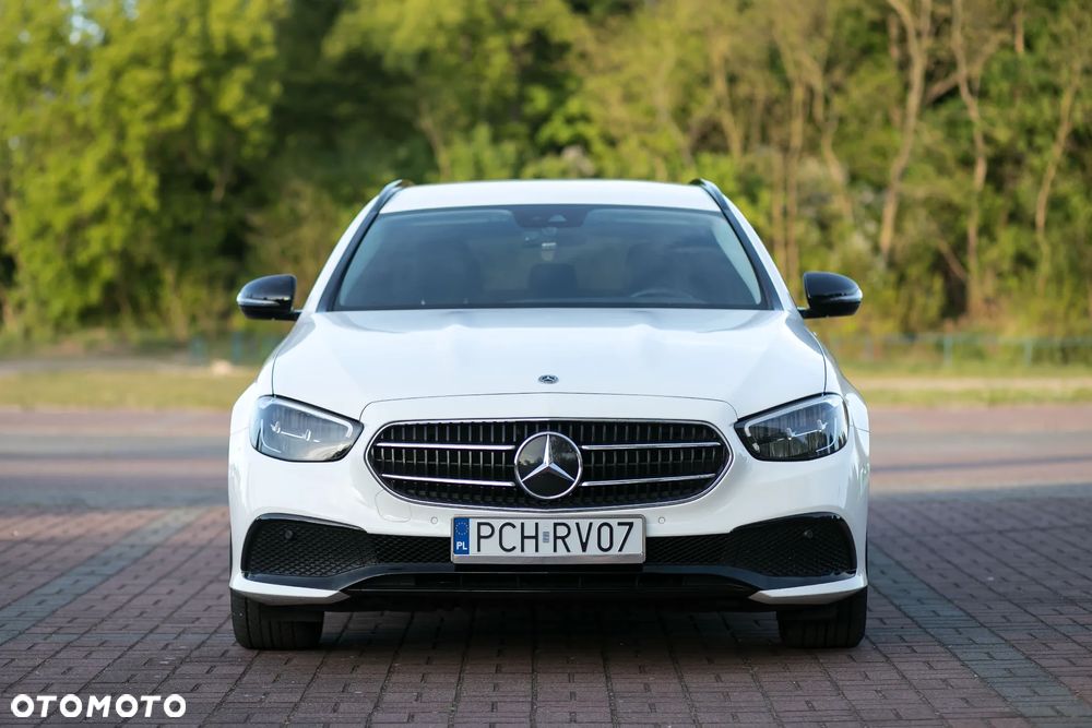 Mercedes-Benz Klasa E 200 - 1