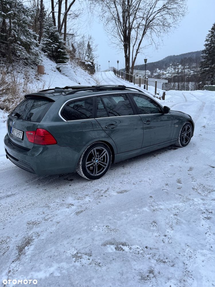 BMW Seria 3 330d xDrive - 3