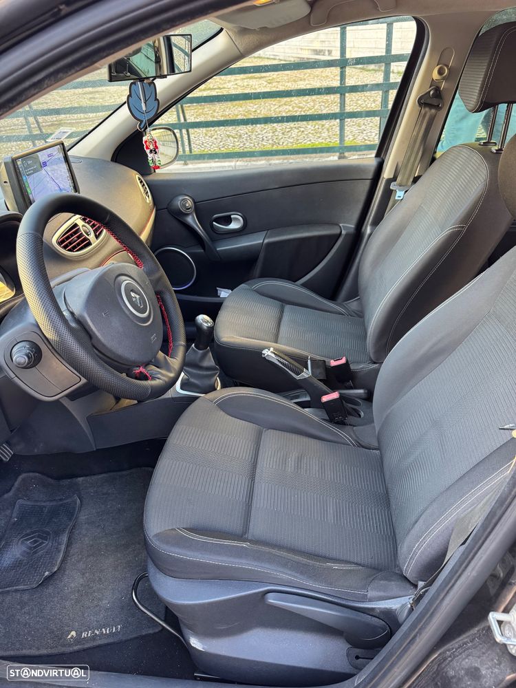 Renault Clio 1.2 16V Dynamique S - 5