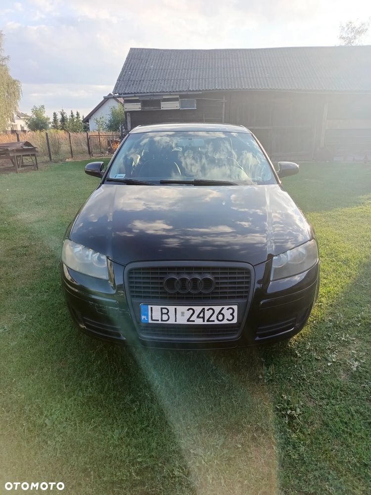 Audi A3 Sportback - 1