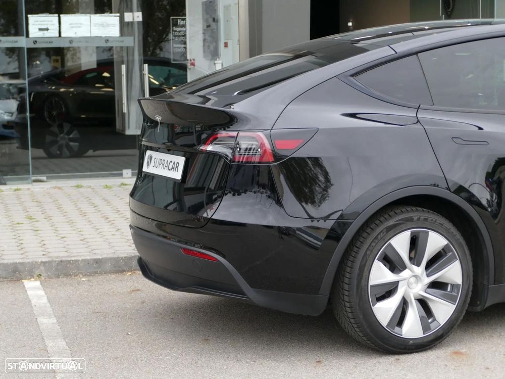 Tesla Model Y Standard - 7