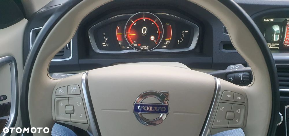 Volvo V60 D4 Geartronic Summum - 20
