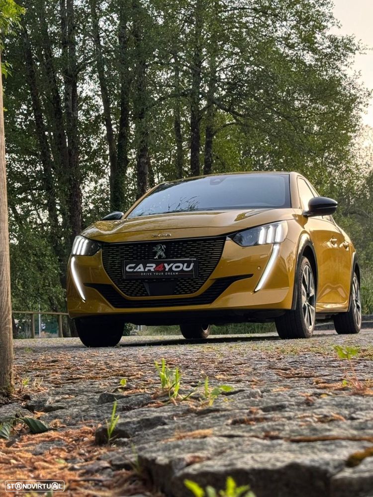 Peugeot e-208 50 kWh GT Line - 5