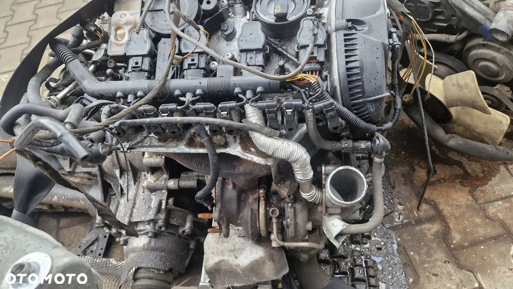 Silnik kompletny 2,0 TFSI CAE Audi A4 B8 - 3