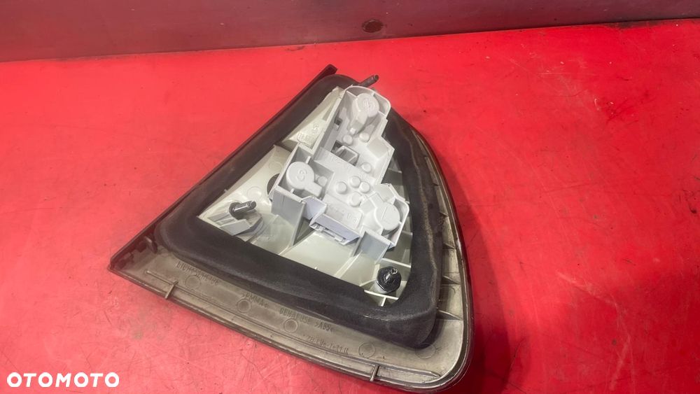 LAMPA TYLNA LEWY TYŁ TOURING BMW E46 - 4