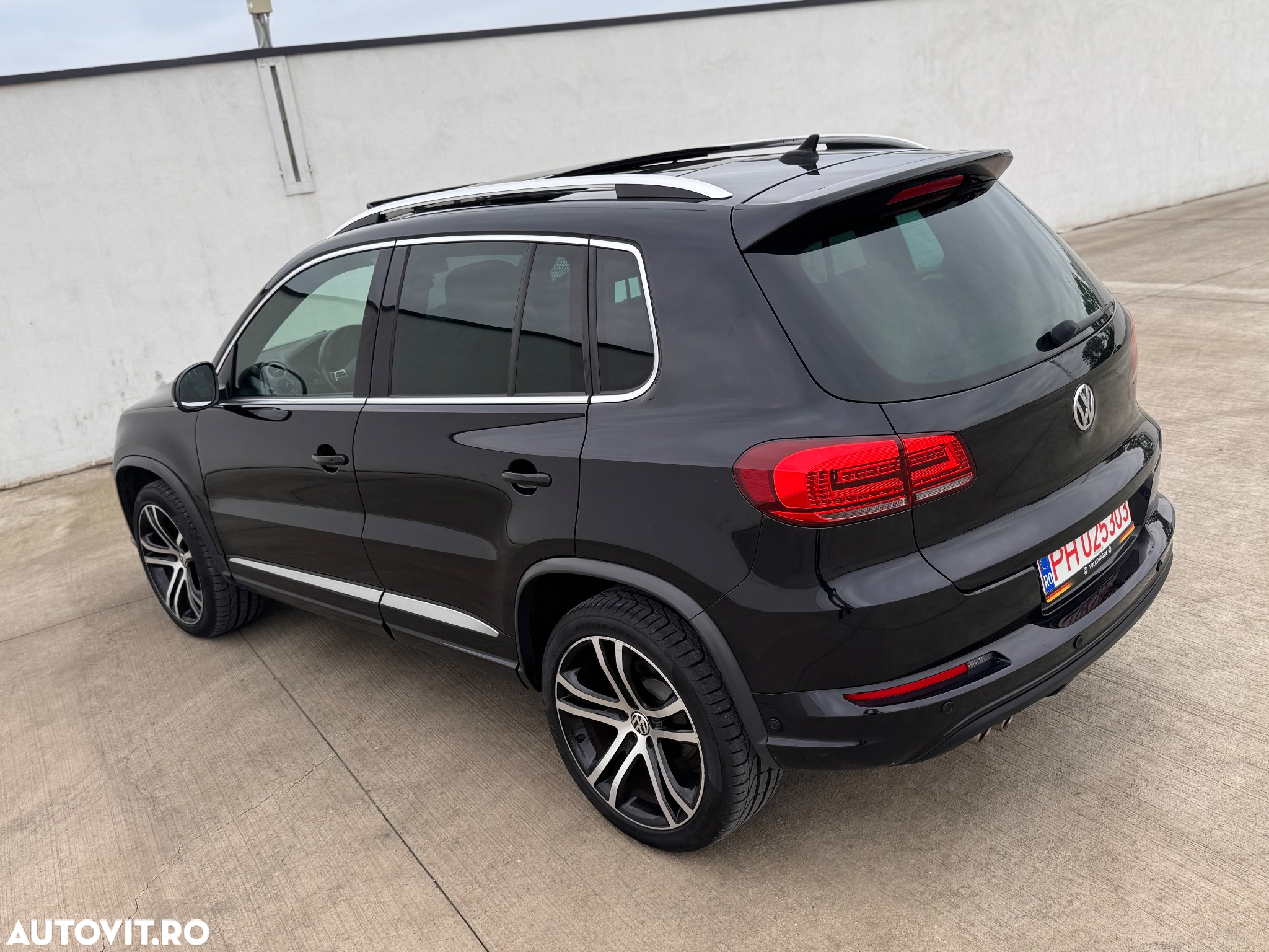 Volkswagen Tiguan 2.0 TDI SCR 4MOTION BlueMotion Technology DSG Cityscape - 4