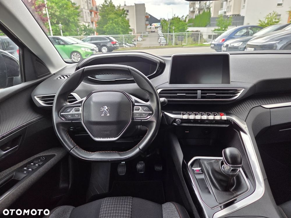 Peugeot 3008 1.6 HDi Active - 10