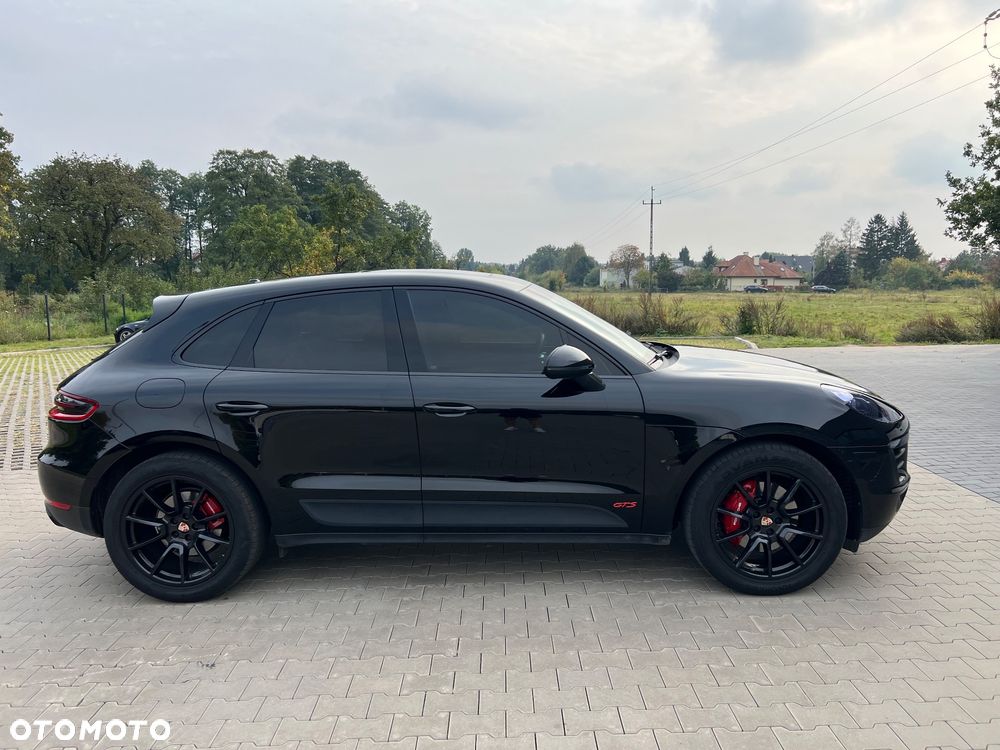 Porsche Macan GTS - 2