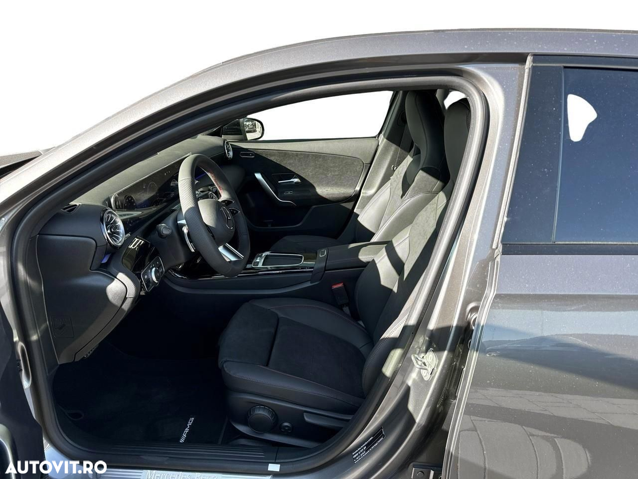 Mercedes-Benz A 250 e Aut. - 11