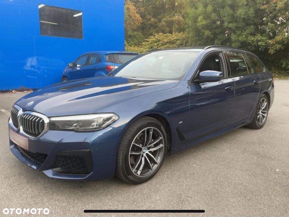 BMW Seria 5 2020 photo 2